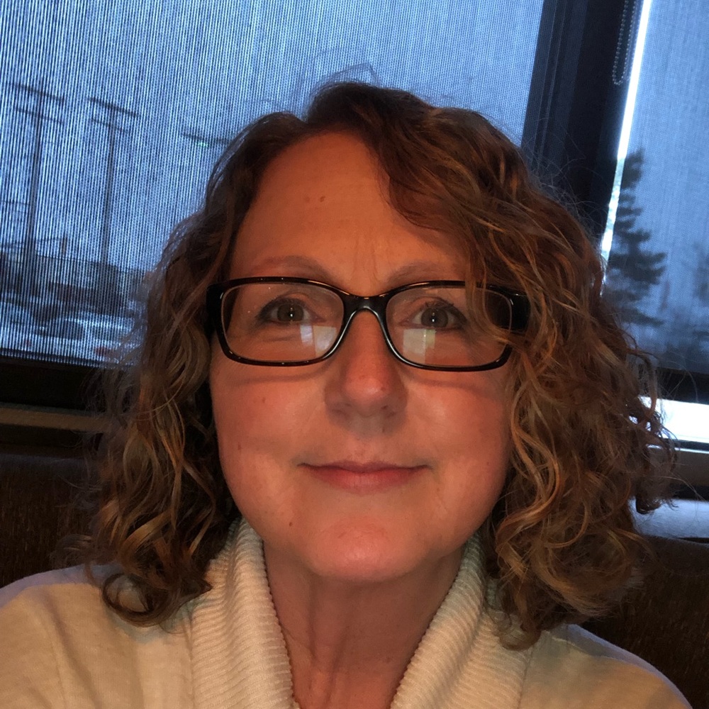 Meet your Posher, Lisa